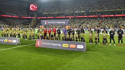 Avrupa, Fenerbahçe-Beşiktaş derbisini konuşuyor: Gündemlerinde tek bir isim vardı Avrupa, Fenerbahçe-Beşiktaş derbisini konuşuyor: Gündemlerinde tek bir isim vardı