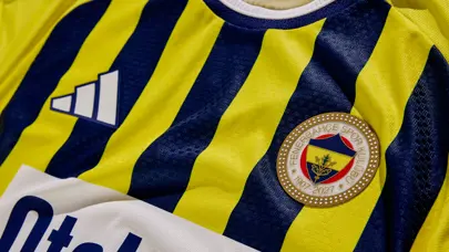 Fenerbahçe'den golcüde büyük ters köşe, ilk temas kuruldu! Günlerdir konuşulan isimler taca çıktı Fenerbahçe'den golcüde büyük ters köşe, ilk temas kuruldu! Günlerdir konuşulan isimler taca çıktı