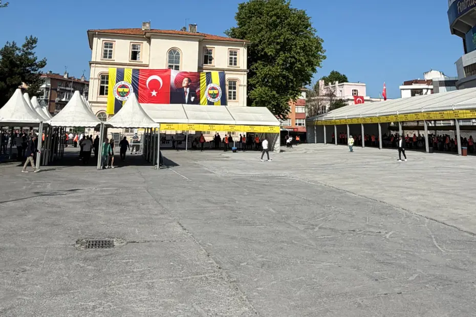 Aziz Yıldırım cephesi bomba golcünün adını açıkladı! Oy verme işlemi sürerken duyurdu - 2