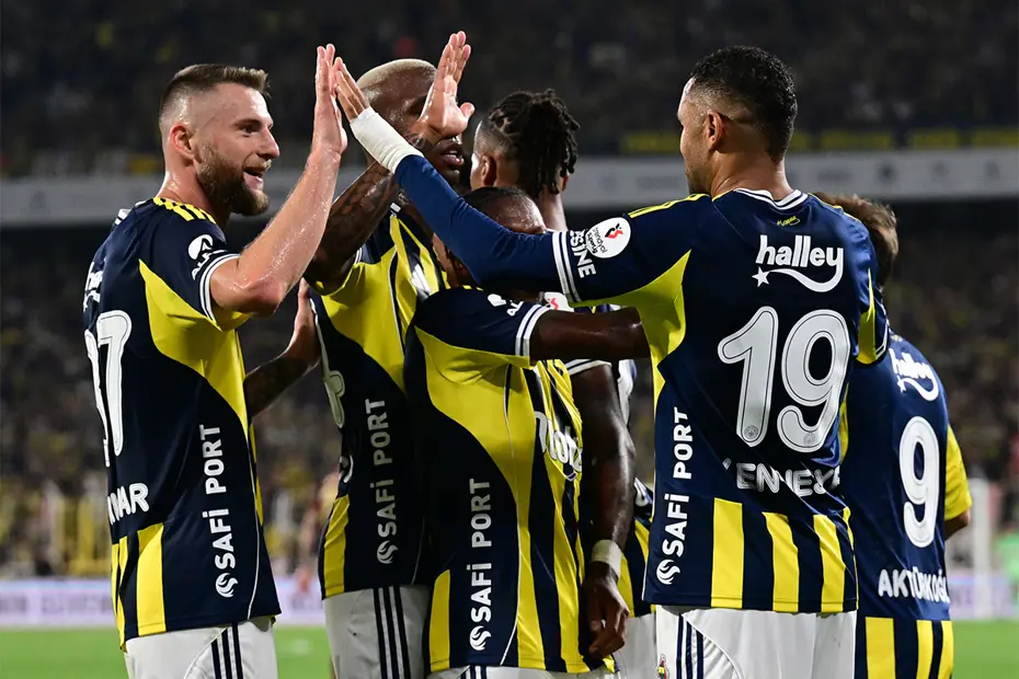 Fenerbahçe'ye statü ve sakatlık engeli: Toplamda 8 isim forma giyemeyecek - 4