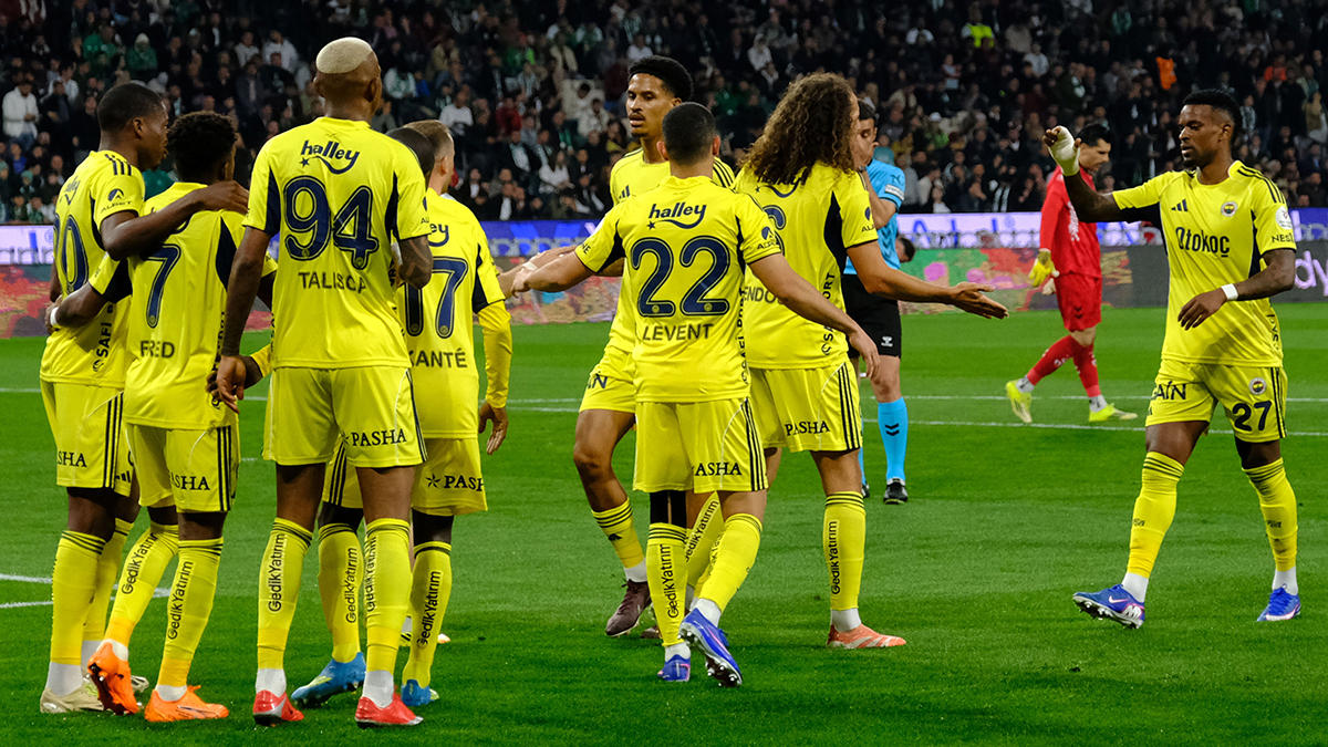 Fenerbahçe deplasmanda Konyaspor'u rahat geçti: 0-3
