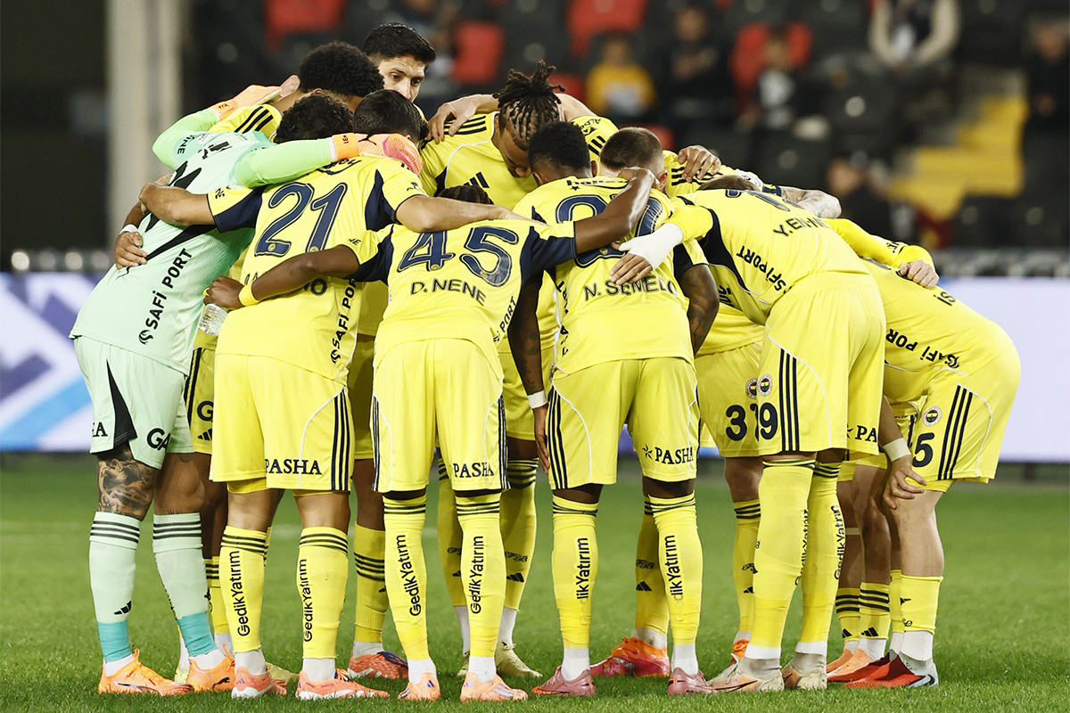 Fenerbahçe evindeki Avrupa maçlarında rakiplerine göz açtırmıyor