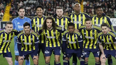 Fenerbahçe'de hiç hesapta olmayan veda yaşanabilir! Geçen sezon tam 41 maça çıkmıştı Fenerbahçe'de hiç hesapta olmayan veda yaşanabilir! Geçen sezon tam 41 maça çıkmıştı