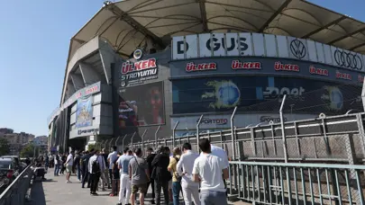 Fenerbahçeli taraftarlardan kombine biletlere yoğun ilgi