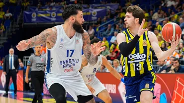 Fenerbahçe Beko'dan son periyotta büyük geri dönüş