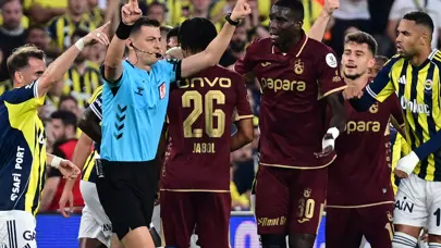 Fenerbahçe - Trabzonspor maçının VAR kayıtları açıklandı