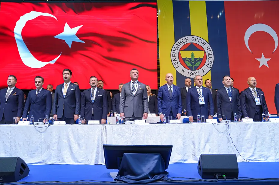 Fenerbahçe'de yönetime tam yetki: Oylamaya sunulan tüm maddeler kabul edildi - 12 Fenerbahçe'de yönetime tam yetki: Oylamaya sunulan tüm maddeler kabul edildi - 12