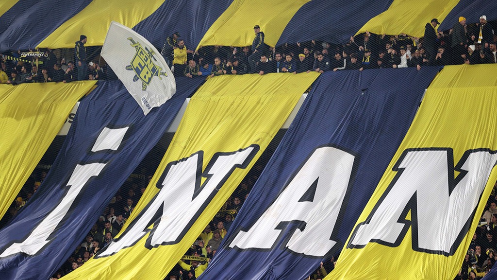 Nottingham Forest Maçına Bilet Değil, Sanki Yatırım Fonu Satıyorlar: Fener'de Fiyatlar Uçuşta!