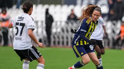 Fenerbahçe derbide Beşiktaş'ı farklı geçti