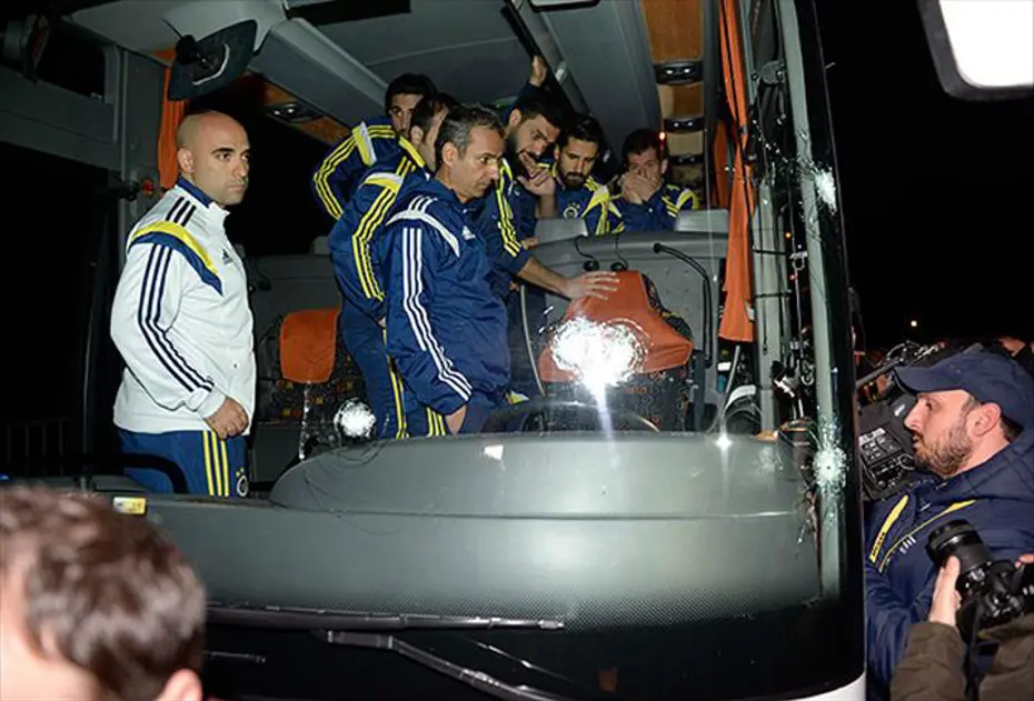 Anayasa Mahkemesi, Fenerbahçe otobüsünün kurşunladığı olayla ilgili kararını verdi - 4 Anayasa Mahkemesi, Fenerbahçe otobüsünün kurşunladığı olayla ilgili kararını verdi - 4