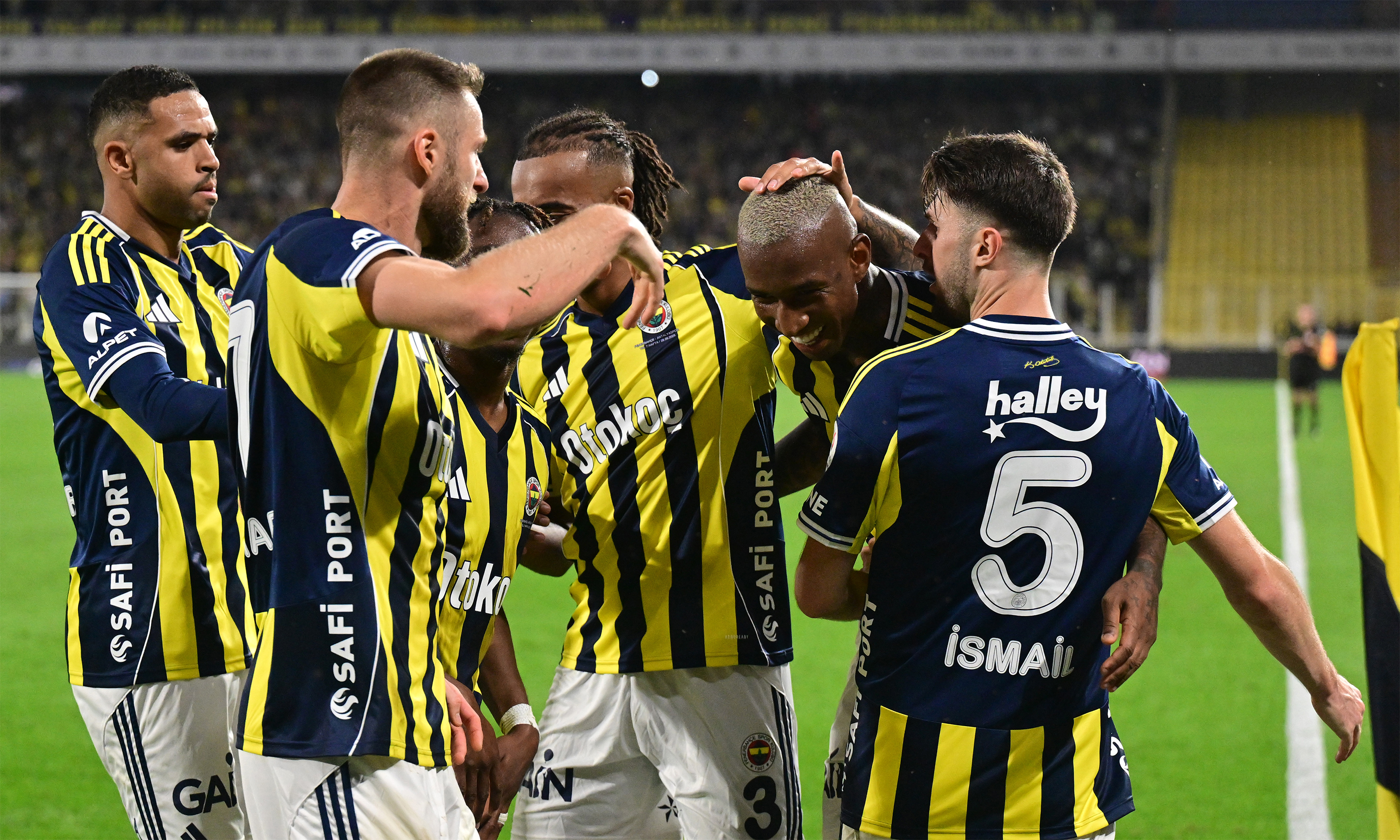 Fener'in 'Transfermarkt Hatalı Kadro' Turnuvası Başladı: Rakip Nice, Stadyum Chobani!