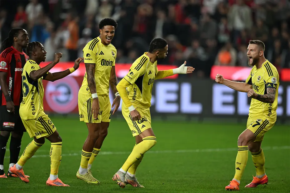 UEFA AVRUPA LİGİ | Viktoria Plzen - Fenerbahçe maçı ne zaman, saat kaçta, hangi kanalda? (İlk 11) - 3 UEFA AVRUPA LİGİ | Viktoria Plzen - Fenerbahçe maçı ne zaman, saat kaçta, hangi kanalda? (İlk 11) - 3