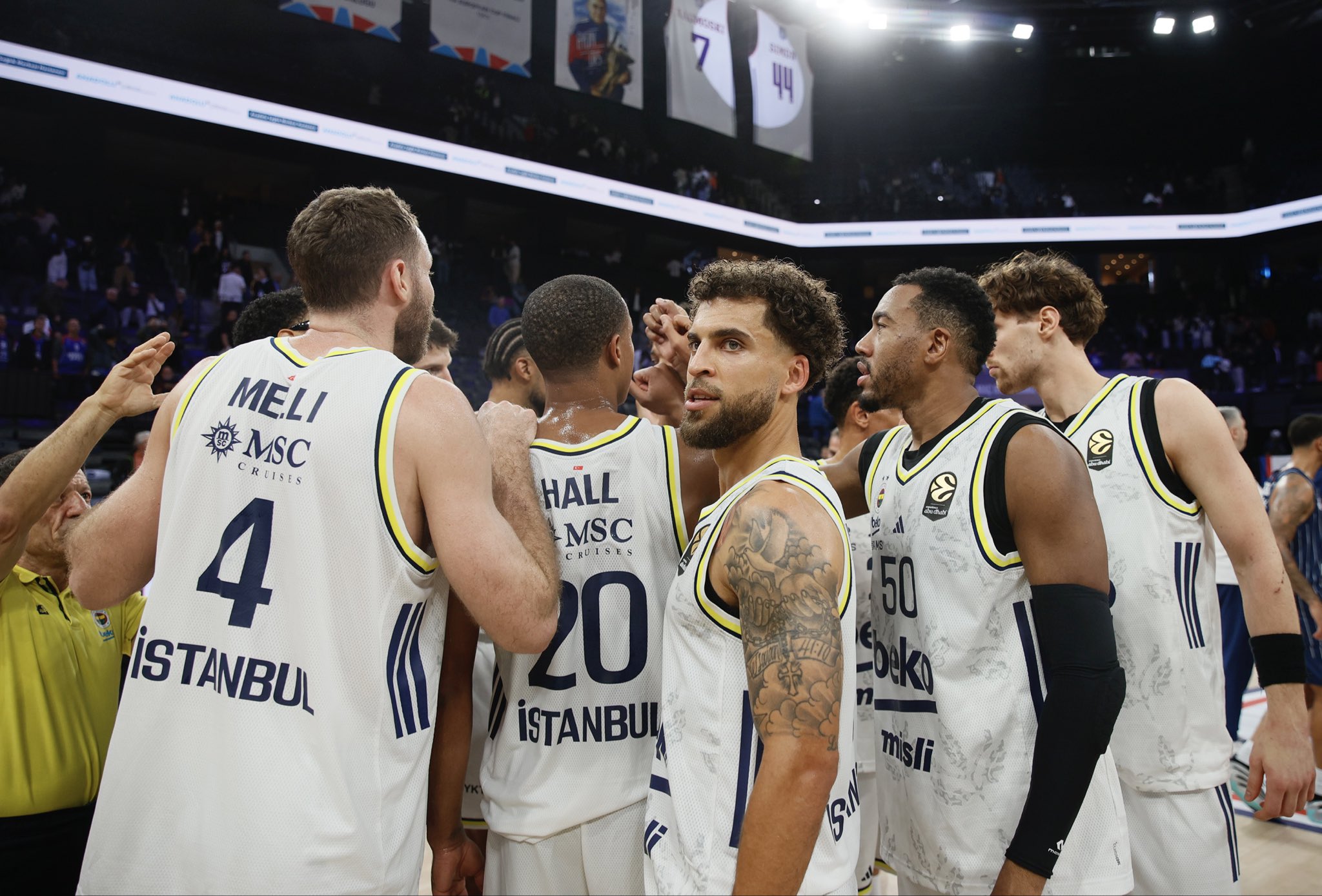 Fenerbahçe Beko, Sırbistan deplasmanında