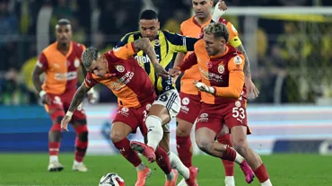 Okan Buruk'tan derbi için 3 değişiklik