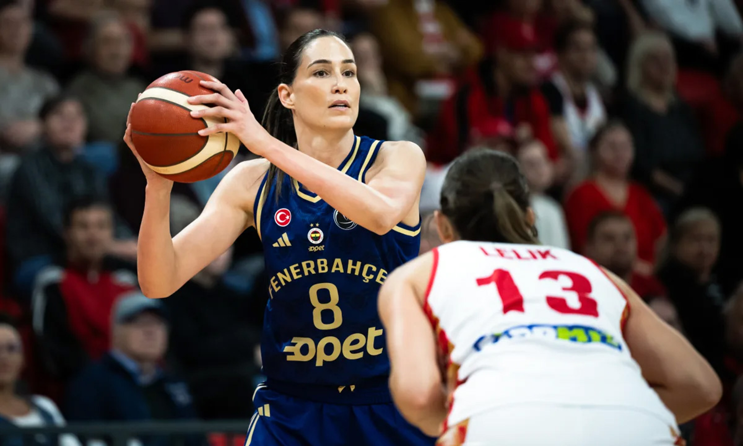 Fenerbahçe Opet'ten görkemli açılış