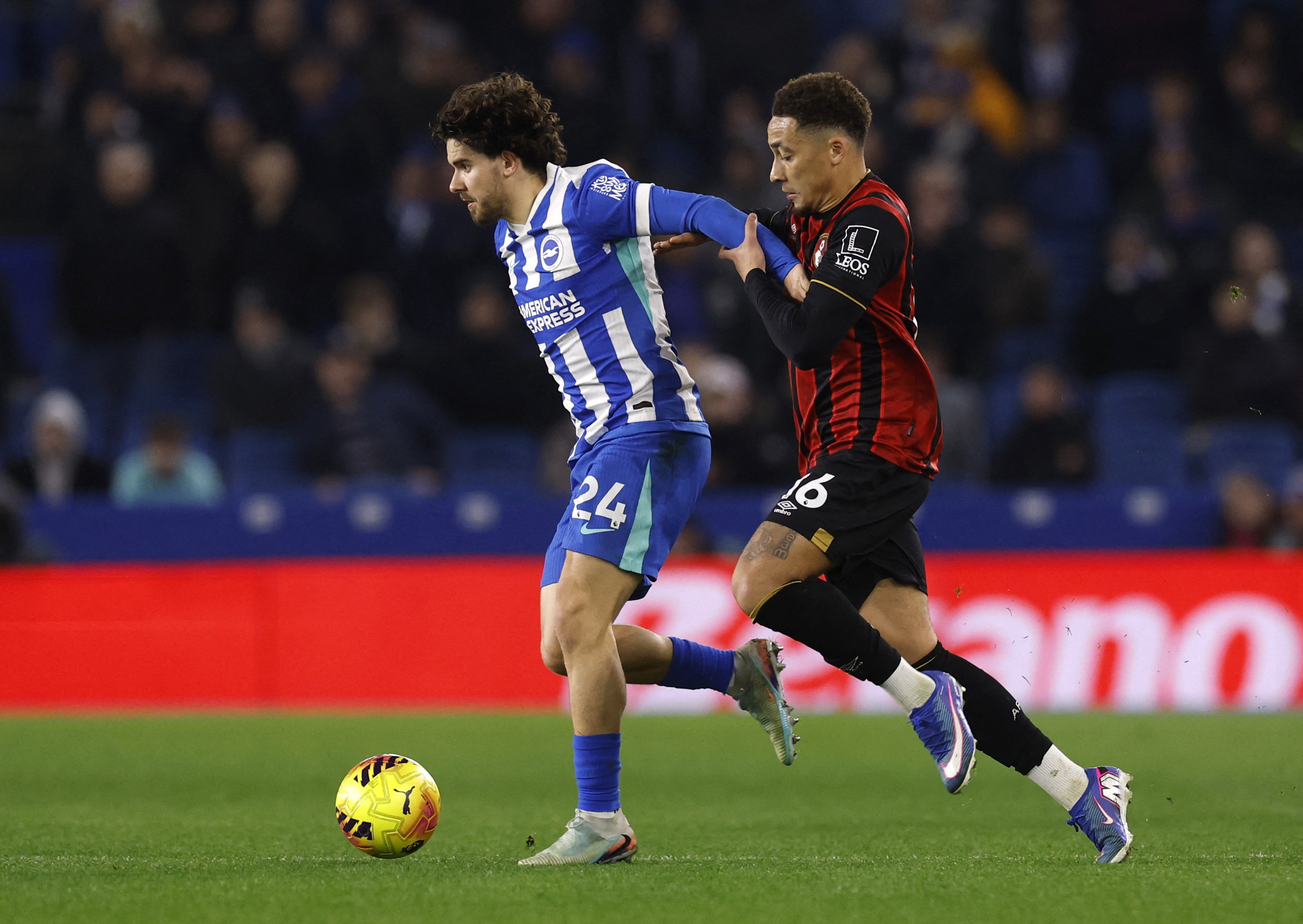 Brighton yenilmekten son dakika kurtuldu