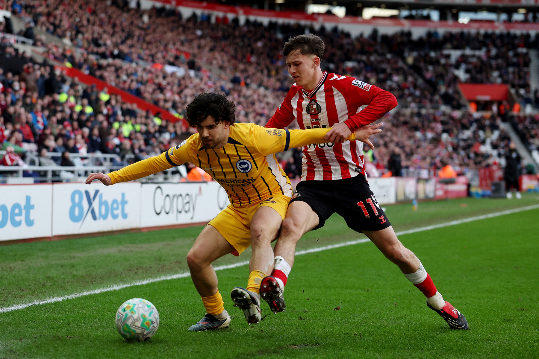 Ferdi Kadıoğlu'nun ilk 11'de başladığı maçta Brighton'dan tek golle 3 puan