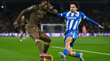 Ferdi Kadıoğlu'nun Brighton'ından, Brentford karşısında geri dönüş