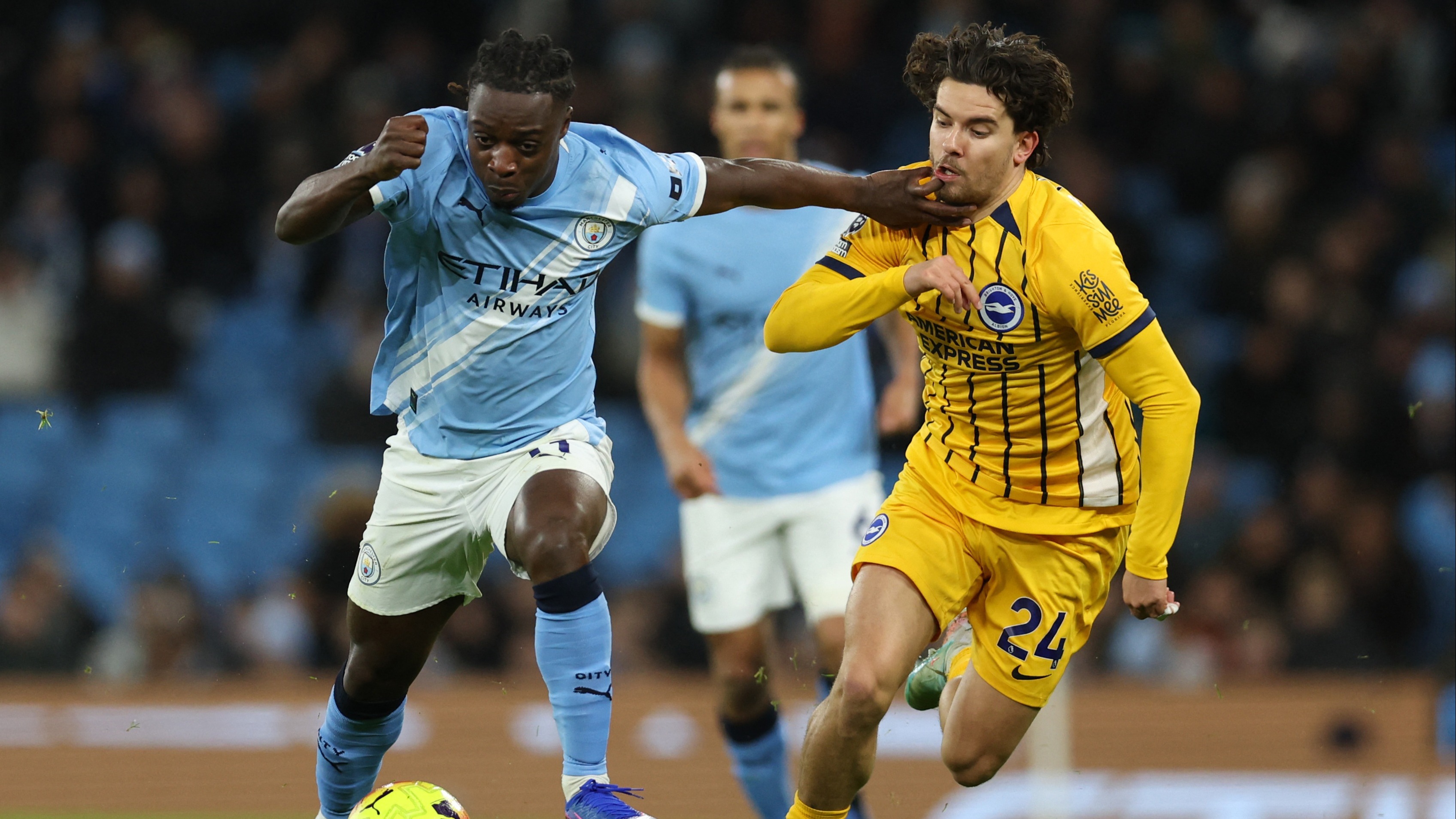 Ferdi Kadıoğlu yine aynısını yaptı, İngiltere çalkalandı: Manchester City maçı sonrası hala bombardıman var