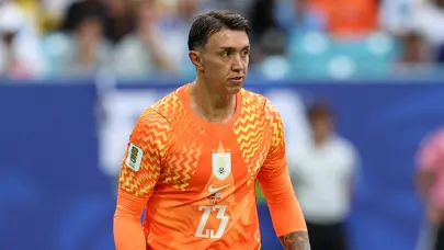Muslera'dan buruk rekor! Uruguay, Suudi Arabistan'a diş geçiremedi Muslera'dan buruk rekor! Uruguay, Suudi Arabistan'a diş geçiremedi