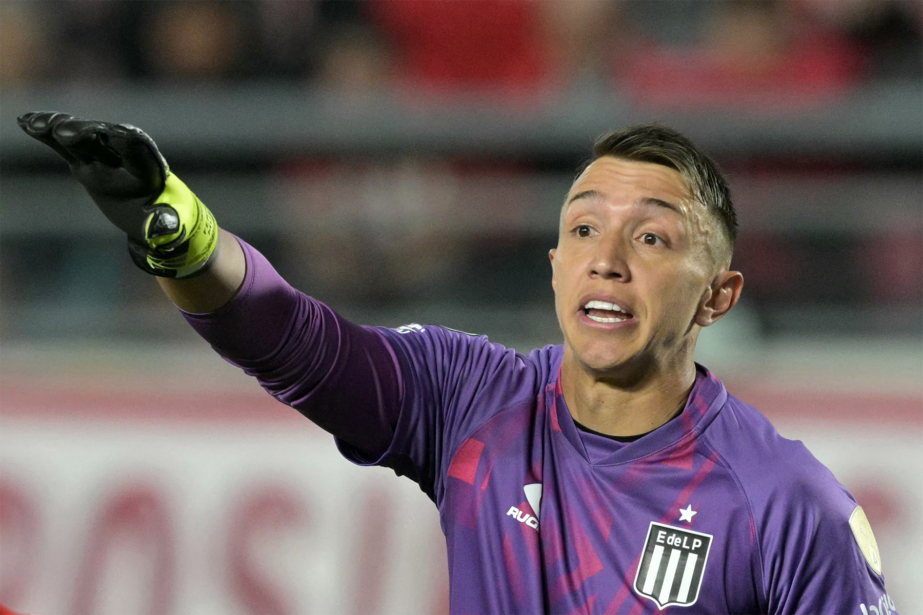 Fernando Muslera'dan 1 haftada 2 kupa: 2025'teki 4. şampiyonluk