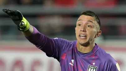 Fernando Muslera'dan 1 haftada 2 kupa: 2025'teki 4. şampiyonluk