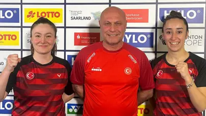 Bengisu-Nazlıcan çifti, Avrupa Badminton Şampiyonası'nda bronz madalya kazandı
