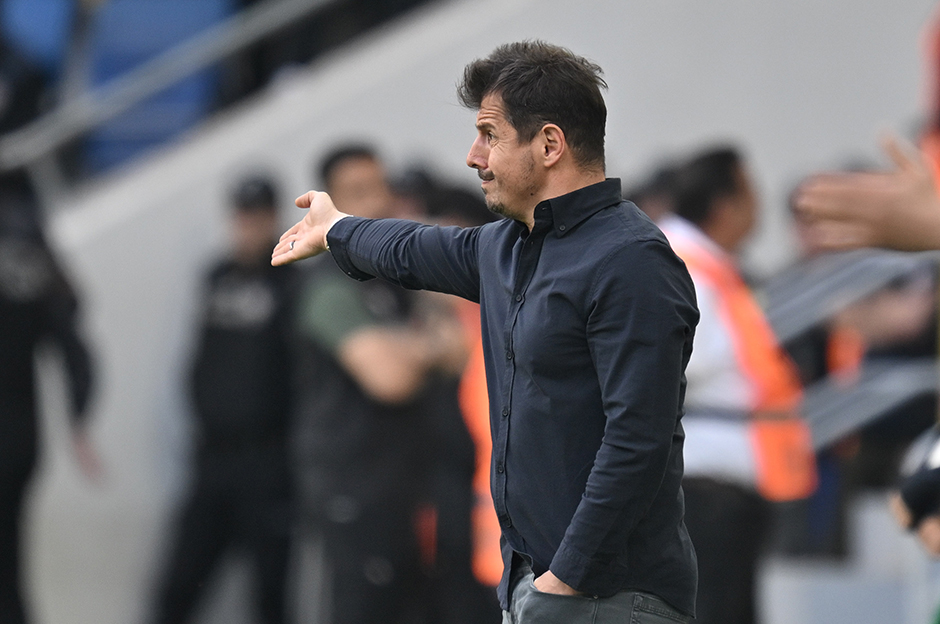Emre Belözoğlu Beşiktaş maçında yok