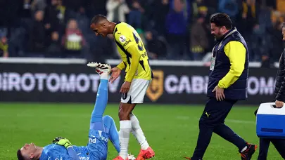 Fenerbahçe; Livakovic, Becao ve Oğuz Aydın'ın MR sonuçlarını duyurdu