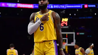 Lebron'un 30 sayısı Play-Off'u getirdi