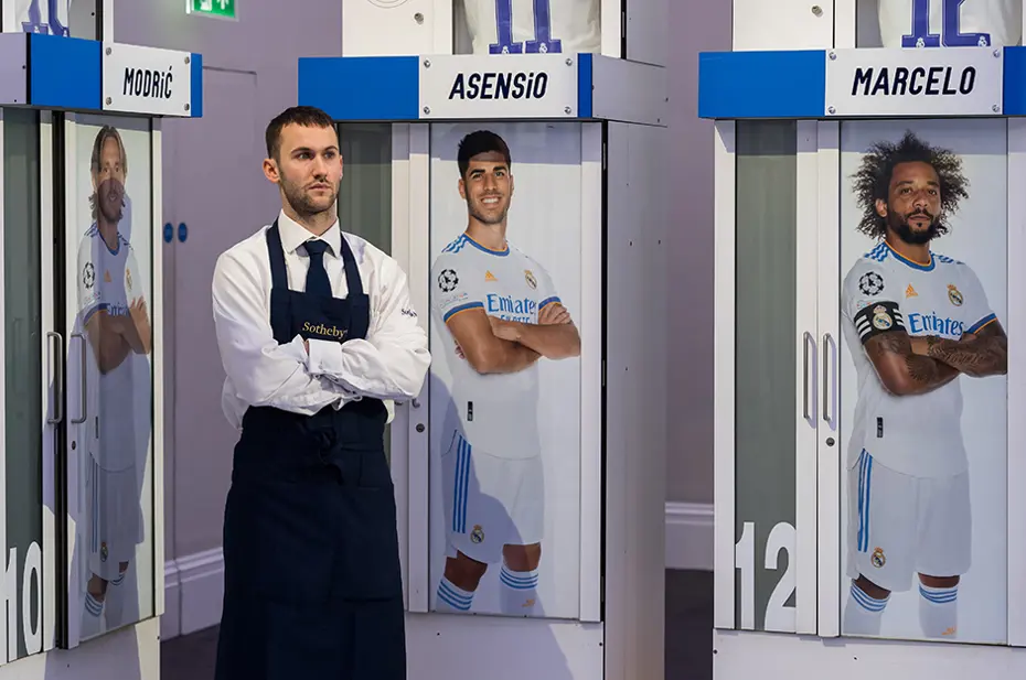 Real Madrid'den ilginç girişim: Futbolcuların dolapları satışa çıkarıldı - 6 Real Madrid'den ilginç girişim: Futbolcuların dolapları satışa çıkarıldı - 6