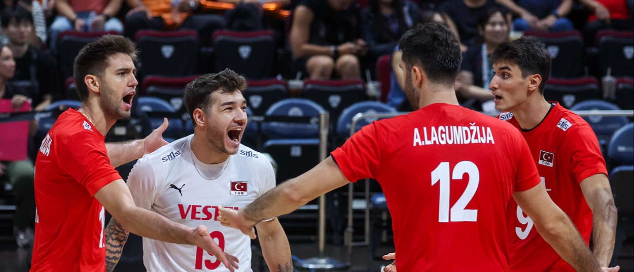 Çeyrek finalde veda: Filenin Efeleri, Polonya'ya direnemedi