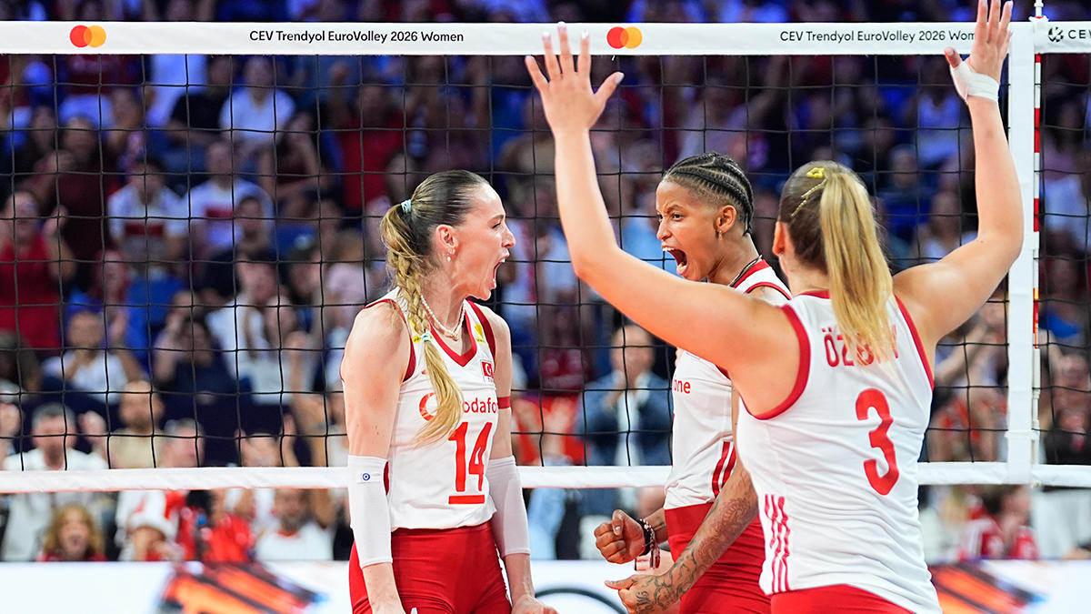 CANLI ANLATIM | Türkiye - Sırbistan (2026 Avrupa Şampiyonası yarı final maçı)