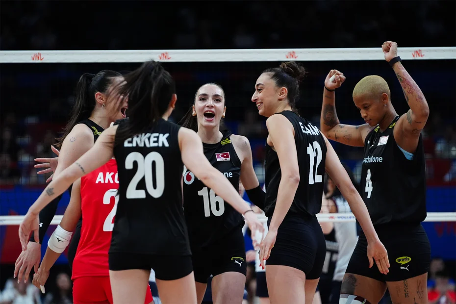 FİLENİN SULTANLARI ÇEYREK FİNAL İÇİN SAHADA | Türkiye-Brezilya maçı ne zaman, saat kaçta, hangi kanalda? - 1 FİLENİN SULTANLARI ÇEYREK FİNAL İÇİN SAHADA | Türkiye-Brezilya maçı ne zaman, saat kaçta, hangi kanalda? - 1