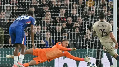 Beşiktaş'ta kaleye bomba isim! Chelsea tarihinin en pahalı 2. kalecisine gidiliyor Beşiktaş'ta kaleye bomba isim! Chelsea tarihinin en pahalı 2. kalecisine gidiliyor