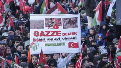 Yüz binlerin buluştuğu Filistin yürüyüşüne spor camiasından tam destek