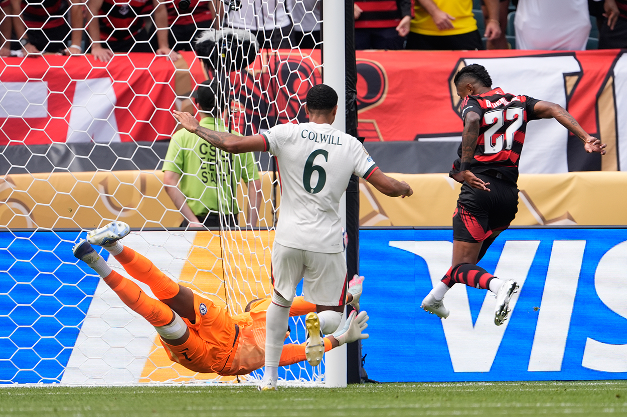 Chelsea, Flamengo karşısında dağıldı