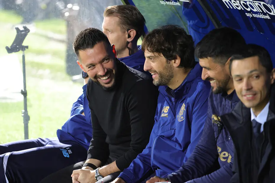 Francesco Farioli, Portekiz'de tarih yazıyor! Jose Mourinho'ya attığı fark gündem oldu - 2