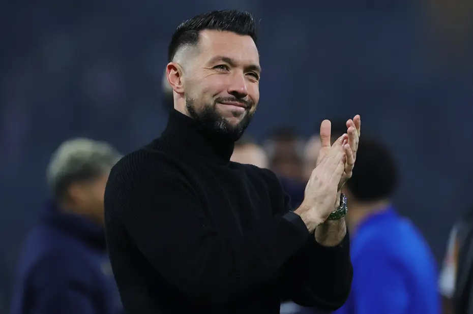 Porto'da tarihi sezon geçiren Farioli, İngiliz devine gidebilir