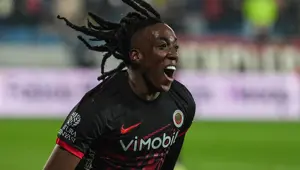 4 ay önce 3. ligde oynayan Franco Tongya için Süper Lig devleri karşı karşıya 4 ay önce 3. ligde oynayan Franco Tongya için Süper Lig devleri karşı karşıya