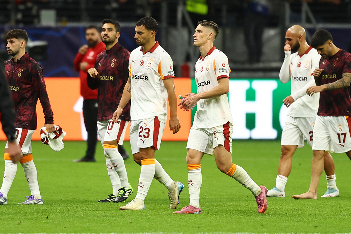 Frankfurt'tan '5 Yıldızlı' Servis: Galatasaray'a Avrupa'da Acımasız Açılış!
