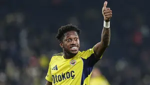 Fred'in gideceği takımı açıkladılar! Milyon dolarlık yeni malikanesi bile hazır Fred'in gideceği takımı açıkladılar! Milyon dolarlık yeni malikanesi bile hazır