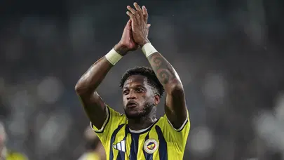 Fred'in hemen ardından bir veda daha geliyor! Yerine gelecek isim çoktan belli | Sporun manşetleri Fred'in hemen ardından bir veda daha geliyor! Yerine gelecek isim çoktan belli | Sporun manşetleri