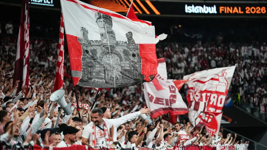 Avrupa Ligi finalinde tribünler tıklım tıklım: İstanbul'daki atmosfer herkesi büyüledi - 10