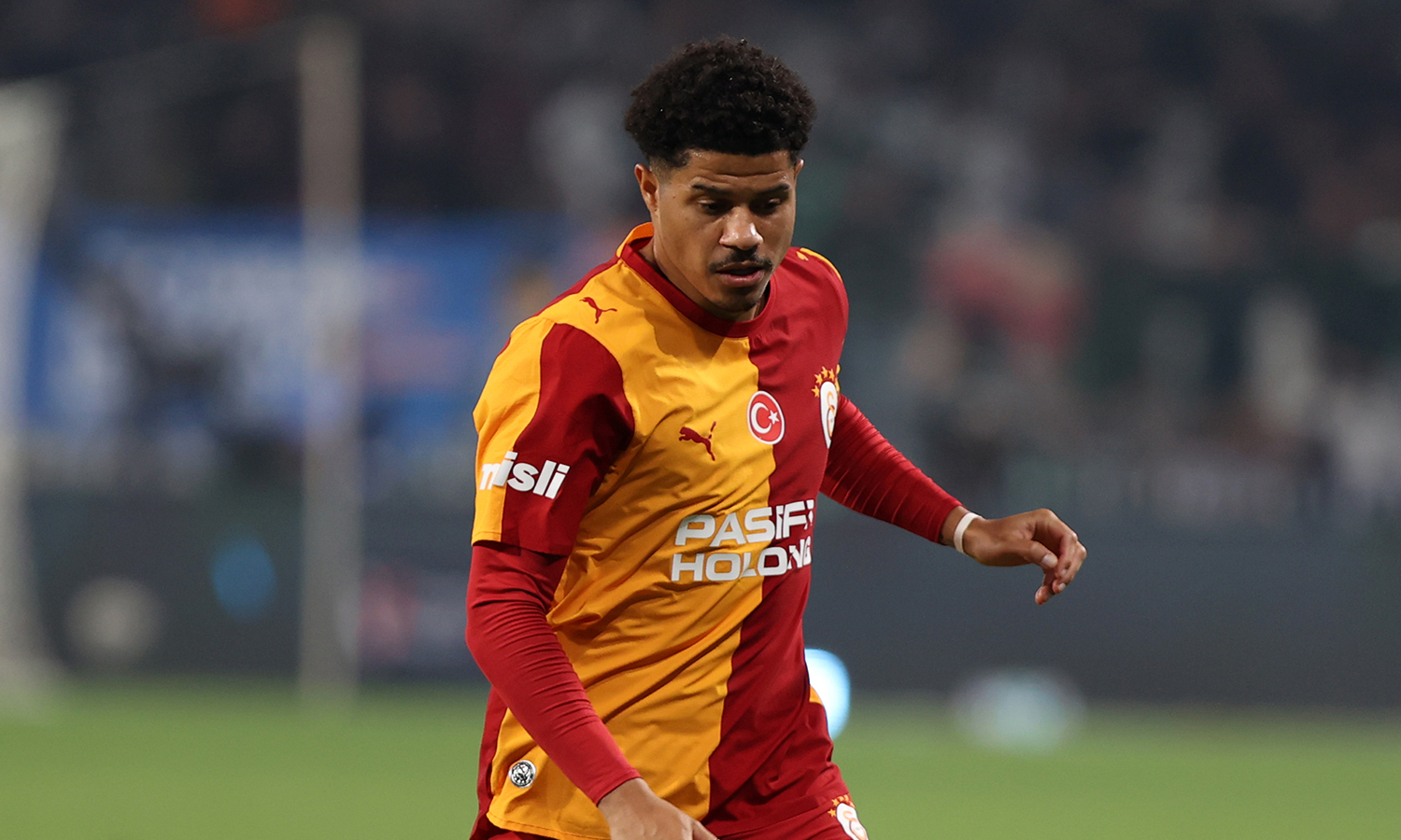 Gabriel Sara, Galatasaray'daki 100. maçına çıktı