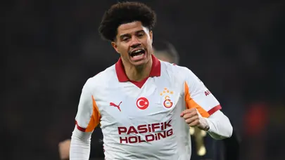 Gabriel Sara'dan tarihe geçen gol: Maç başlar başlamaz herkesi şoke eden an Gabriel Sara'dan tarihe geçen gol: Maç başlar başlamaz herkesi şoke eden an