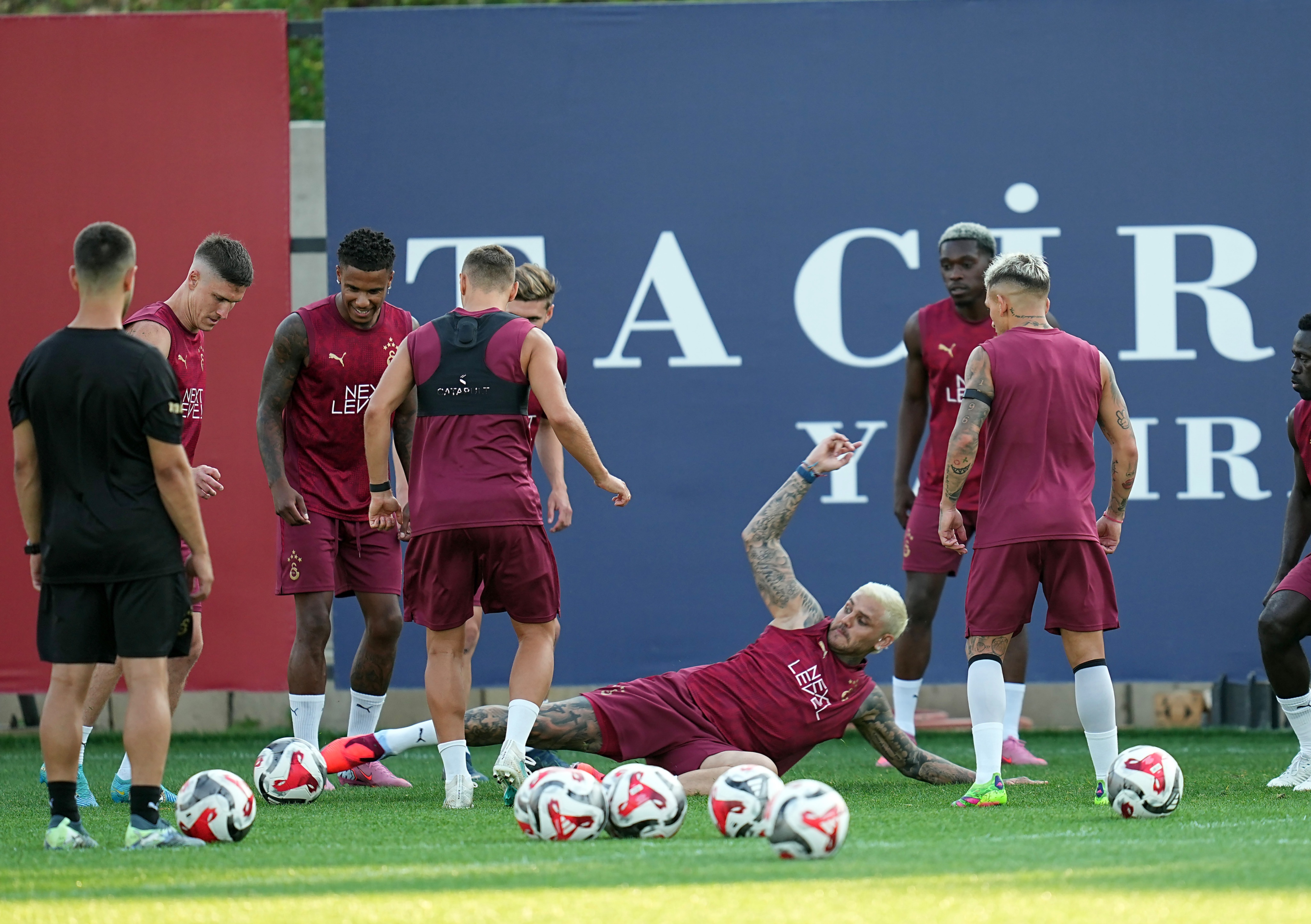 Galatasaray, yeni sezon hazırlıklarına devam etti