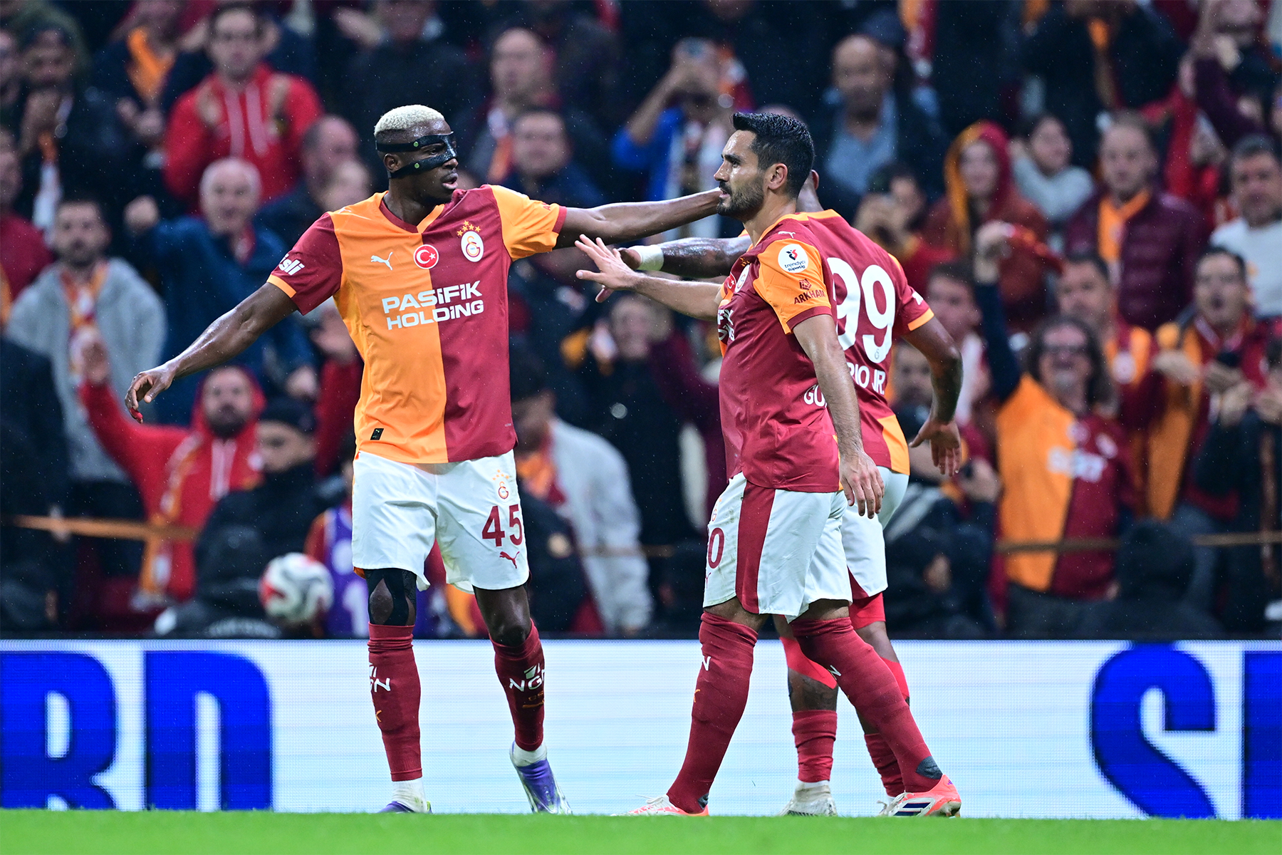Galatasaray Avrupa'yı Şaşkına Çevirdi: Aman Real Madrid Duymasın!