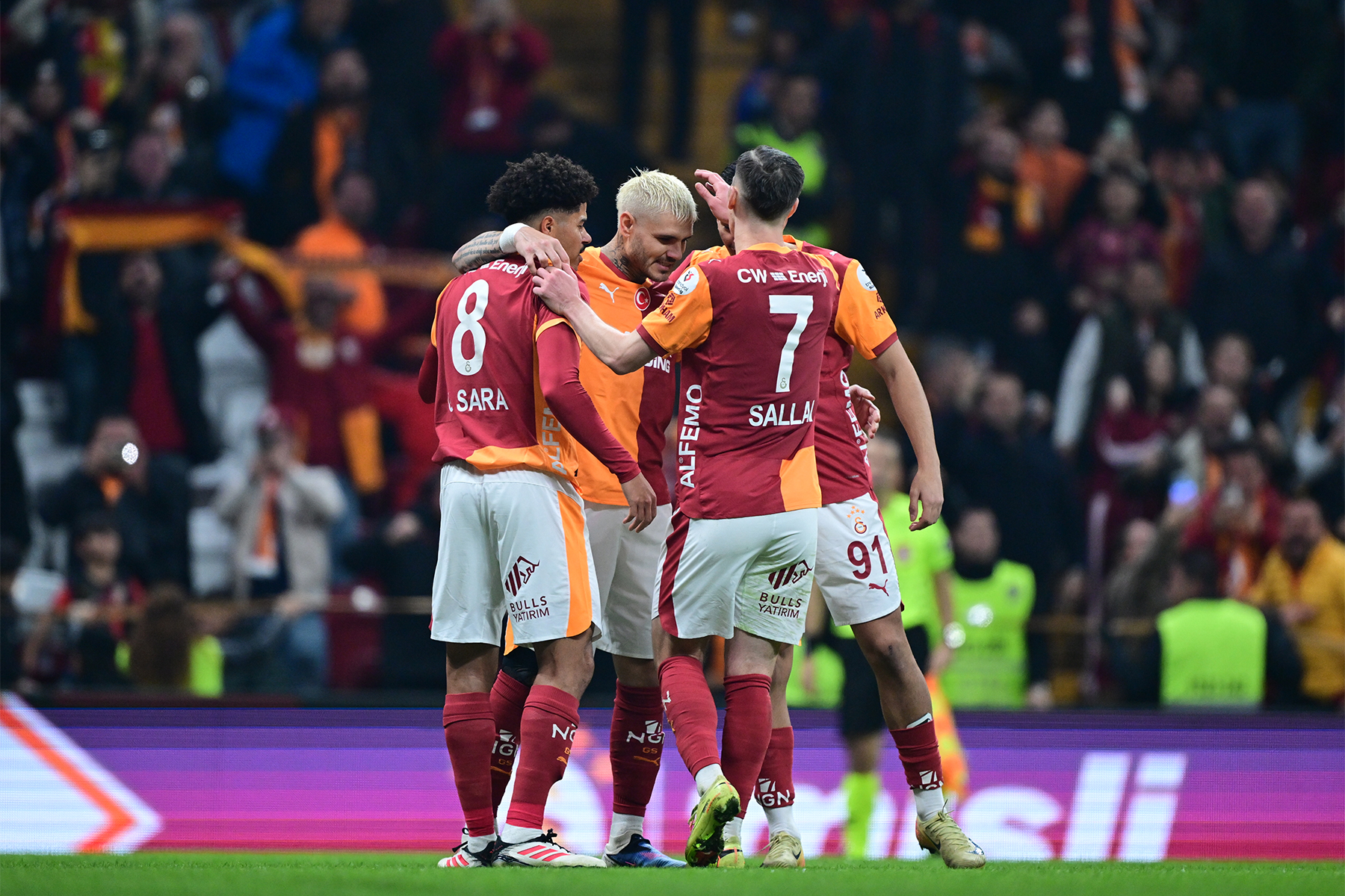 GALATASARAY - ALANYASPOR MAÇI HANGİ KANALDA? 28 Şubat Cumartesi günü RAMS Park'ta yapılacak maç, saat 20.00'de başlayacak. Müsabakayı hakem Ali Şansalan yönetecek. Galatasaray - Alanyaspor maçı beIN SPORTS 1'den canlı yayımlanacak.