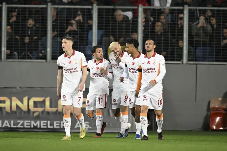 CANLI İZLE | Galatasaray - Gençlerbirliği (Ziraat Türkiye Kupası) - 3 CANLI İZLE | Galatasaray - Gençlerbirliği (Ziraat Türkiye Kupası) - 3